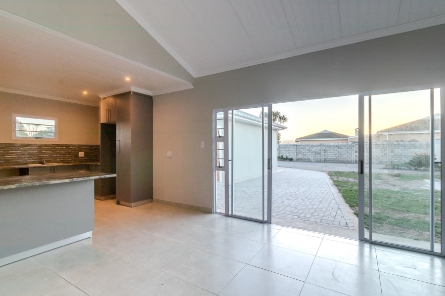 3 Bedroom Property for Sale in Boknesstrand Eastern Cape
